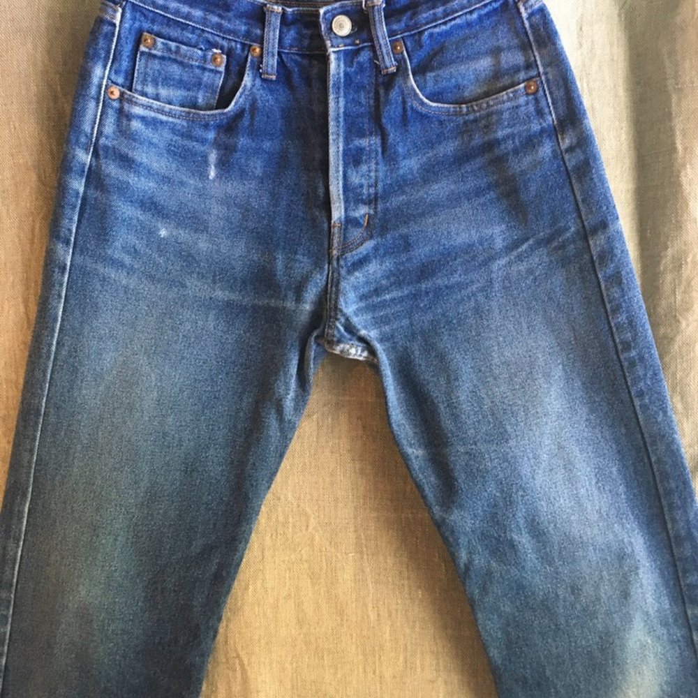 Vintage Button fly High waist straight Levi's 501
